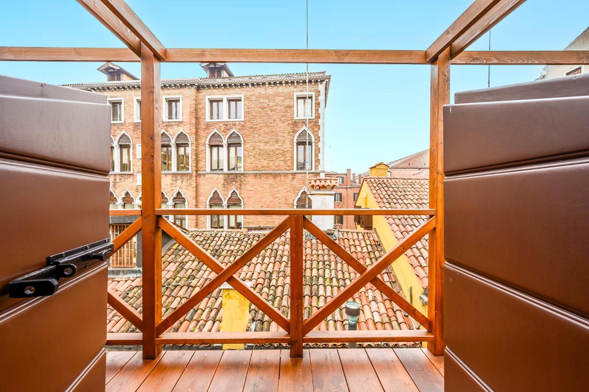 Ca Rialto 4122 - Luxury Terrace Apartamento Veneza Exterior foto